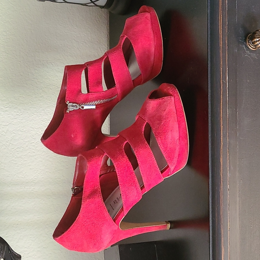 White House black market red suede heels